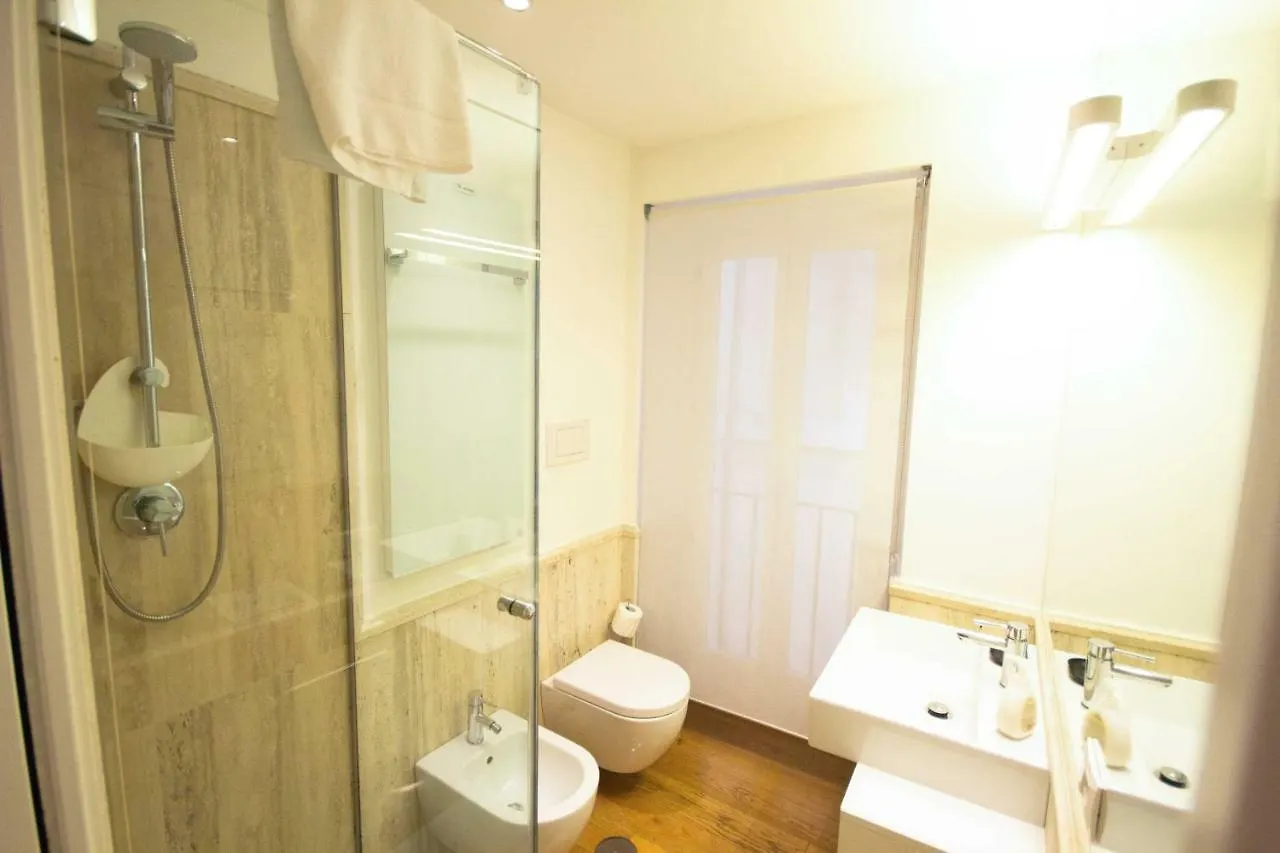 Apartment Via Del Corso Rome